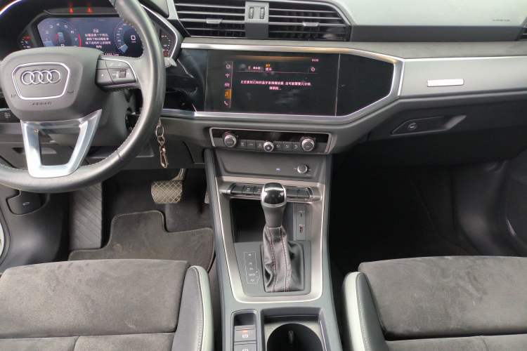 Used Audi Q3 2021 35 TFSI Progressive Dynamic Edition