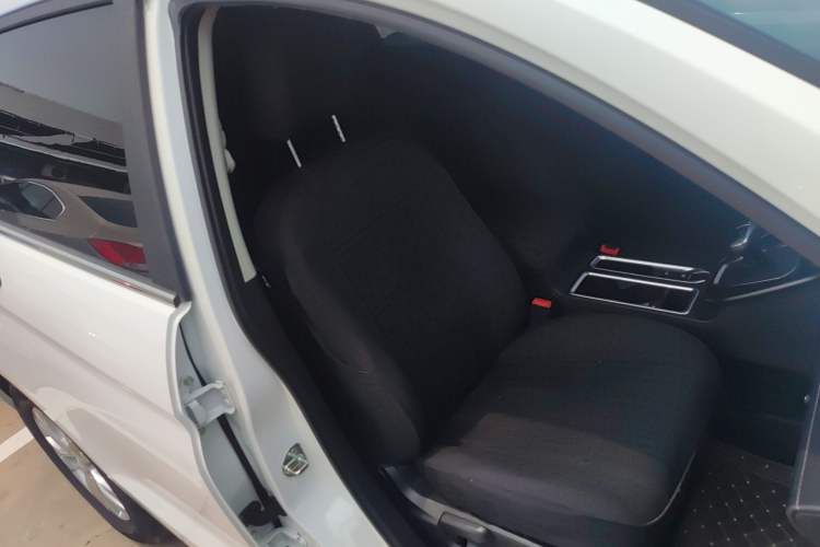 Used Haval M6 2023 PLUS 1.5T DCT Elite Smart Connectivity Model