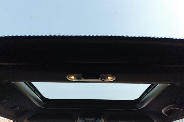 Used MINI MINI 2019 1.5T COOPER Racing Edition Five-Door Model