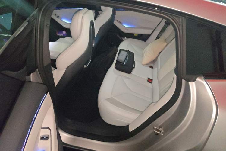 Used XPeng P7 2025 Model—702 Long Range Ultra