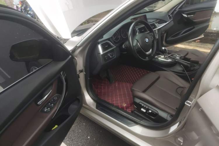 Used BMW 3 Series 2019 320Li Fashion Model
