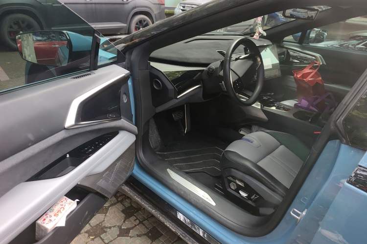 Used HiPhi Z 2023 Four-Seat Version Driver Seat