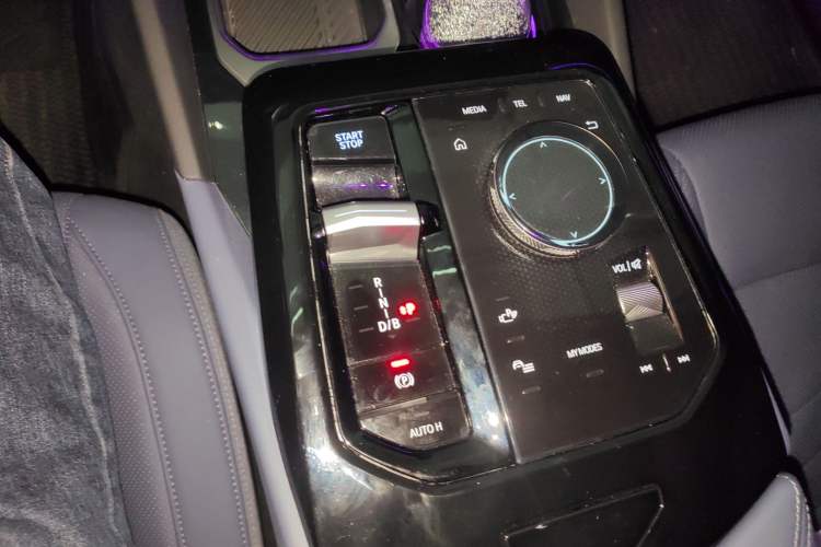 Used BMW i5 2024 eDrive 35L Luxury Model with M Sport Package