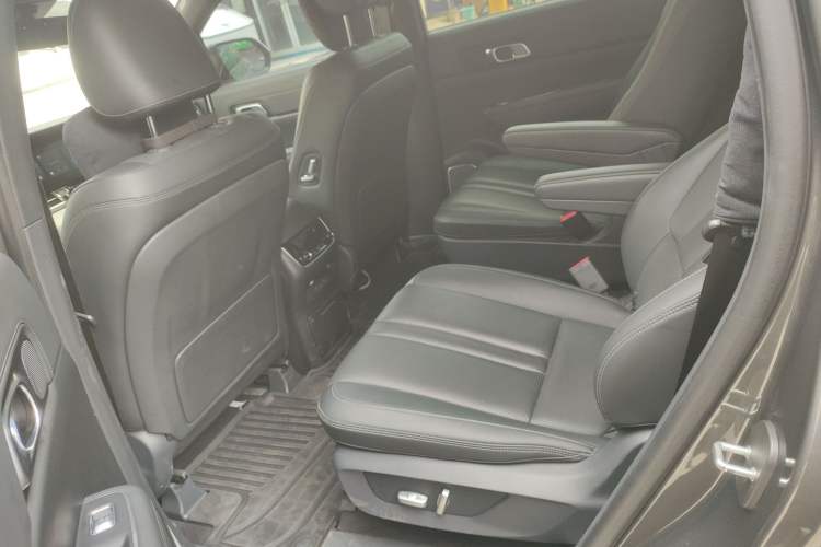 Used Li Auto ONE 2020 Extended-Range 6-Seater Version Left Rear Seat