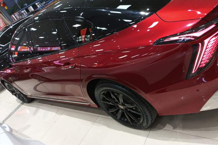 Used Hongqi H6 2023 2.0T ZhiZhen Edition