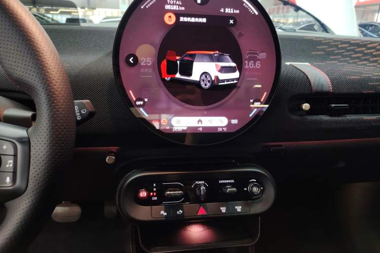 Used MINI Electric COOPER JCW 2025 JOHN COOPER WORKS
