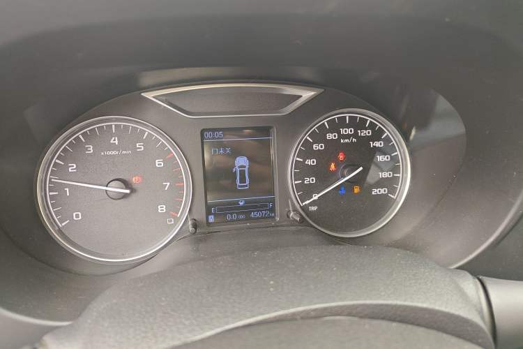 Used Dongfeng Palazzo 2021 1.8T Manual Two-Wheel Drive Elite Edition