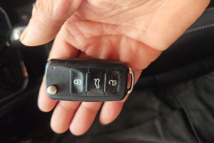 Used Volkswagen Gran Lavida 2015 1.6L Automatic Comfort Edition
