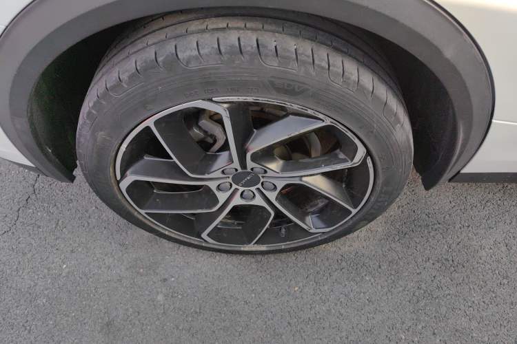 Used Lynk & Co 05 2020 2.0TD Two-Wheel Drive Shine Halo