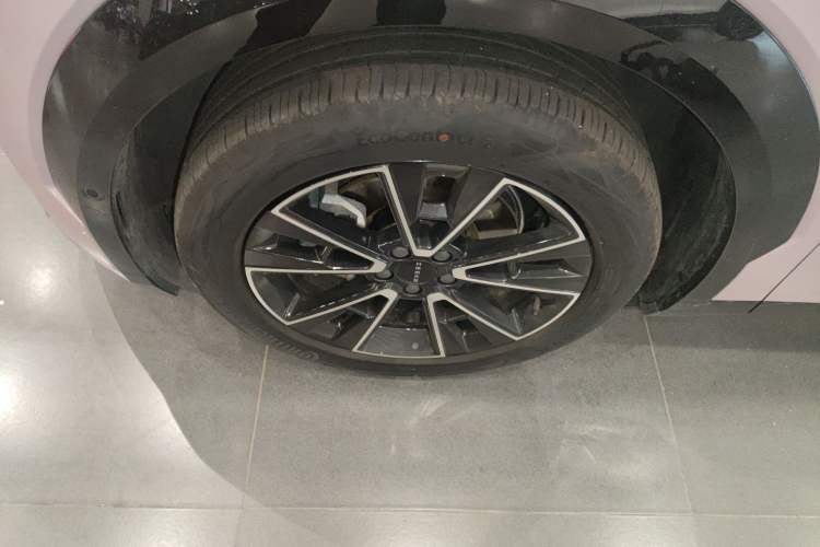 Used Zeekr X 2025 Four-Seater Rear-Drive Cube Version Left Front Wheel Hub