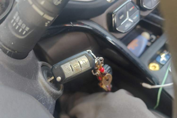 Used GAC Trumpchi GS4 2017 200T Manual Two-Wheel Drive Elite Edition