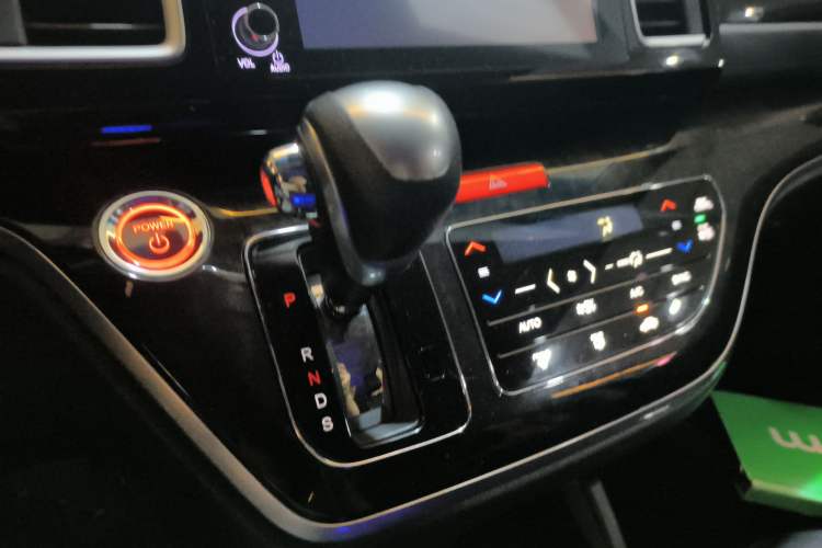 Used Honda Elysion 2019 2.0L Hybrid Luxury Edition