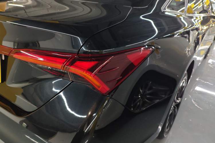 Used Toyota Avalon 2023 2.0L Premium Edition
