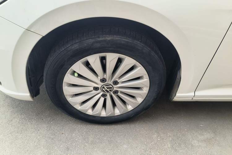 Used Volkswagen Lavida 2021 1.5L Automatic Comfort Edition
