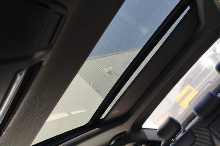 Used Dongfeng Aeolus Yixuan MAX 2021 1.5T Nightbreak Dawn Edition Headliner