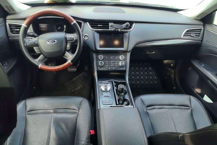 Used Ford Taurus 2016 EcoBoost 180 Luxury Model