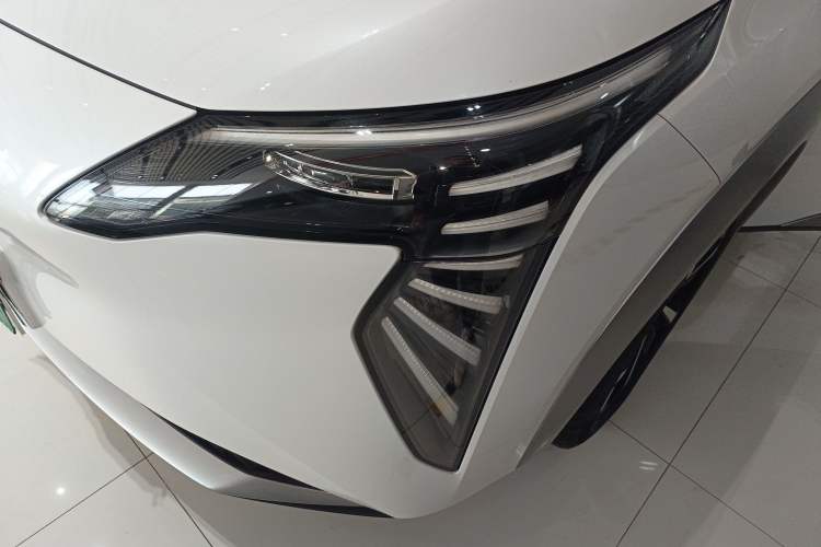 Used AION Y 2023 Plus 610 Smart Edition Ternary Lithium
