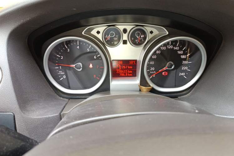 Used Ford Focus 2013 Sedan Classic 1.8L Manual Base Model
