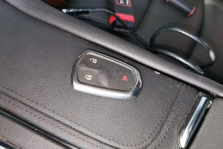 Used Cadillac XT5 2018 25T Tech Model
