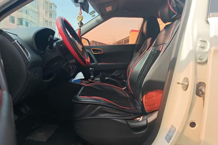 Used Hyundai ix25 2015 1.6L Manual Two-Wheel Drive Fashionable GS Model Left Front Seat