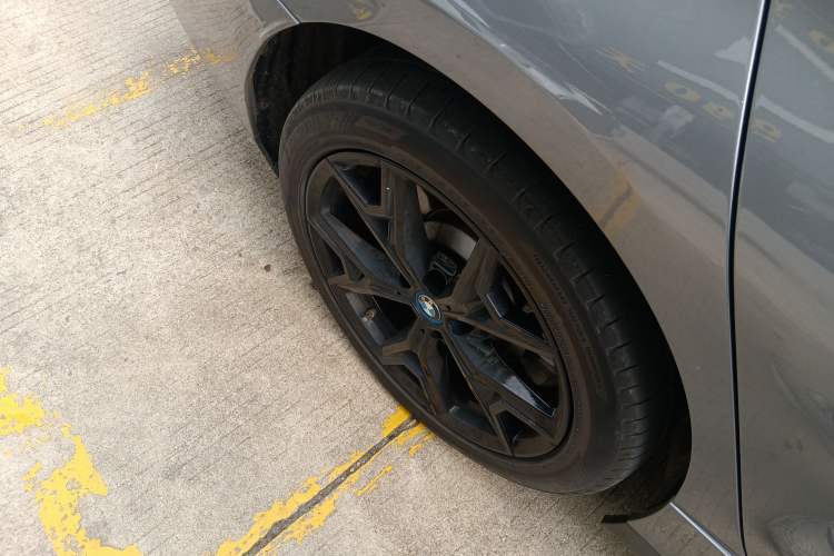 Used BMW i3 2022 eDrive 35 L Exterior 5