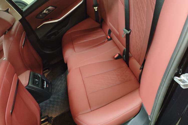 Used BMW 3 Series 2025 330Li M Sport Shadowline Package
