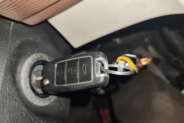 Used FORTHING Lingzhi 2020 M5L 1.6L Base Model 9 Seats
