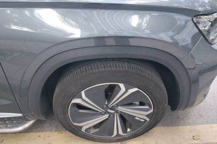 Used Geely Auto Monjaro L 2022 1.5T Leishen Hi·F Plug-in Hybrid Super Xun
