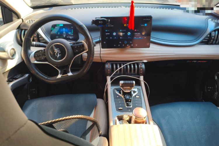 Used BYD Yuan PLUS 2024 Honor Edition 510KM Leading Model
