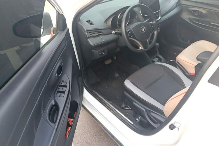 Used Toyota YARiS L Zhi Xuan 2022 X-Trail 1.5L CVT Leading PLUS Edition Driver Seat