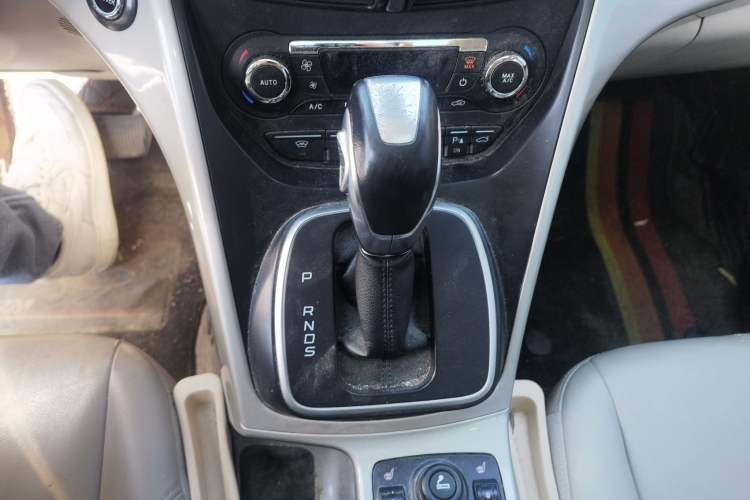 Used Ford Kuga 2013 2.0L GTDi Four-Wheel Drive Premium Model
