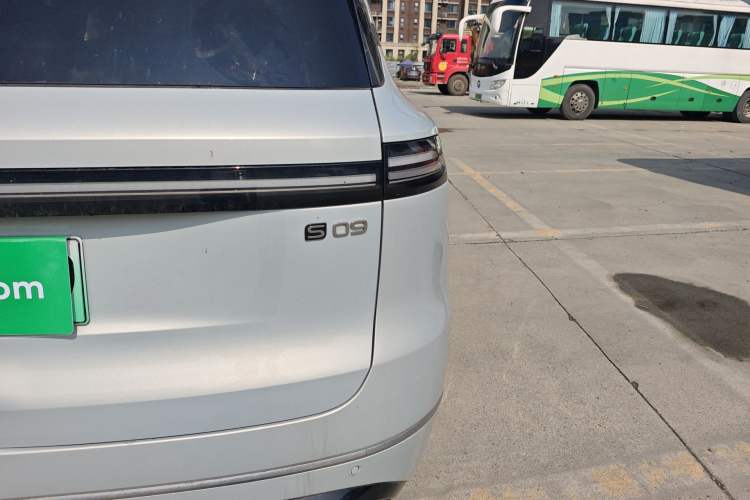 Used Deepal S09 2025 Four-Wheel Drive Ultra+ Custom Edition
