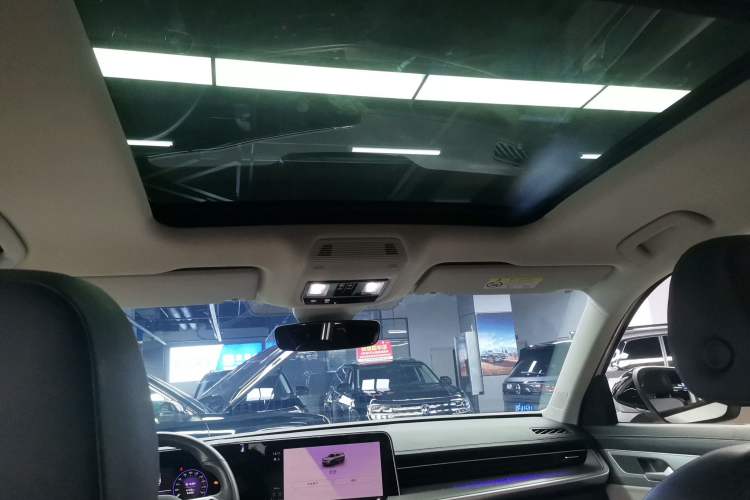 Used Volkswagen Tavendor 2023 380TSI Four-Wheel Drive R-Line Cruise Edition Headliner