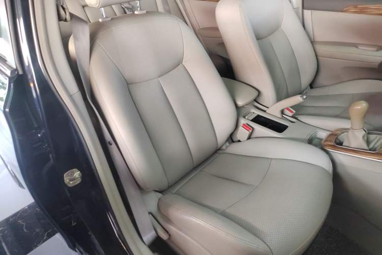 Used Nissan Sylphy 2012 1.6 XL Manual Luxury Edition