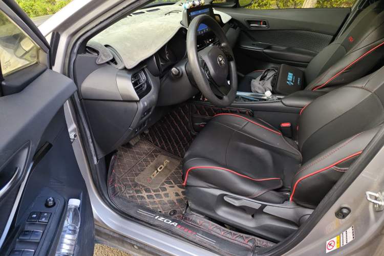 Used Toyota IZOA 2018 2.0L Yidong Version China V Standard