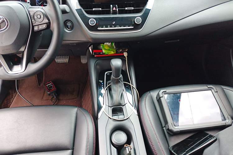 Used Toyota Levin 2024 Smart Electric Hybrid Dual-Engine 1.8L Luxury Edition Gear Lever