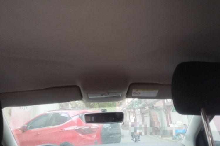 Used Volkswagen Polo 2014 1.4L Manual Fashion Edition Headliner