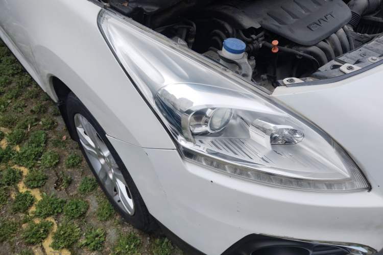 Used Peugeot 3008 2015 2.0L Automatic Classic Edition Right Front Headlight