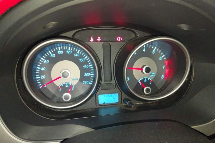 Used Buick Excelle 2013 1.5L Manual Classic Model Instrument Cluster