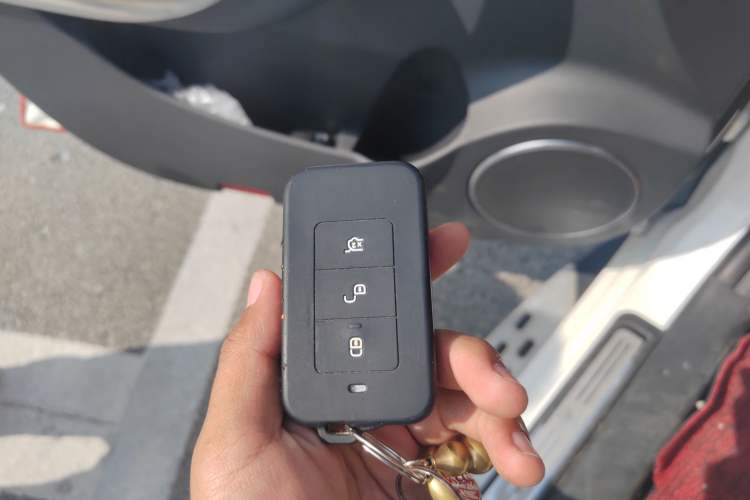 Used BYD Song New Energy 2017 Song DM 1.5TID All-Wheel Drive Prestige Model
