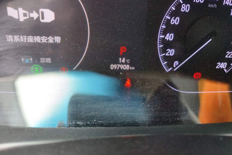 Used Honda Accord 2018 260TURBO Luxury Edition China VI Odometer Close Up