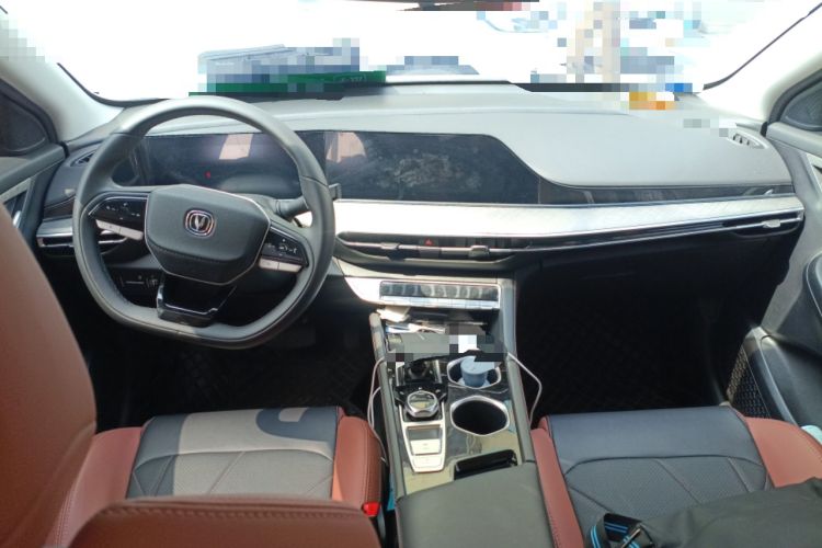 Used CHANGAN Eado 2024 PLUS Blue Whale NE 1.4T GDI DCT High-Energy Edition Center Console