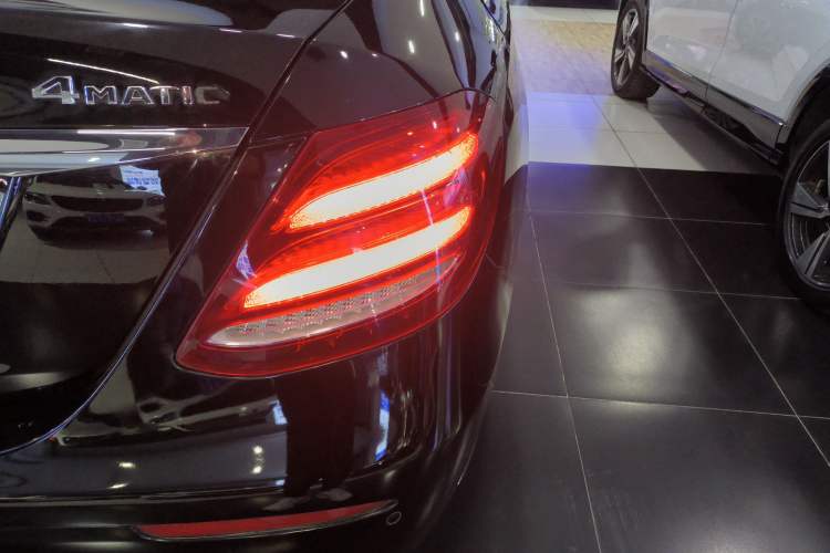 Used Mercedes-Benz E-Class 2019 E 350 L 4MATIC
