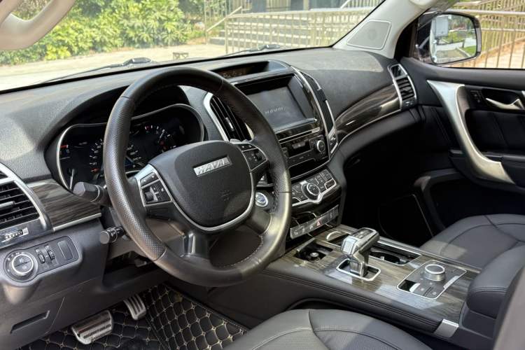 Used Haval H9 2017 2.0T Gasoline 4x4 Comfort Edition 5 Seats