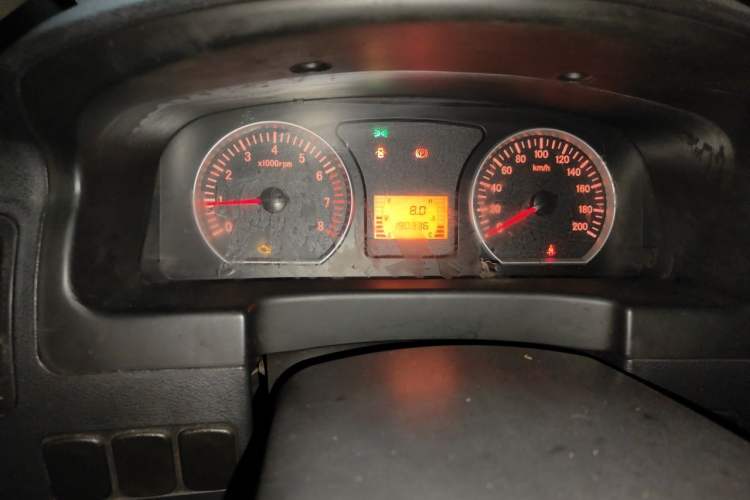 Used FORTHING Lingzhi 2015 V3 1.6L 7-Seater Standard Model