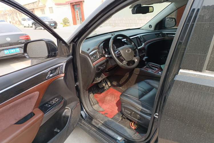 Used GAC Trumpchi GS8 2017 320T Four-Wheel Drive Luxury Smart Connectivity Version (7 Seats)