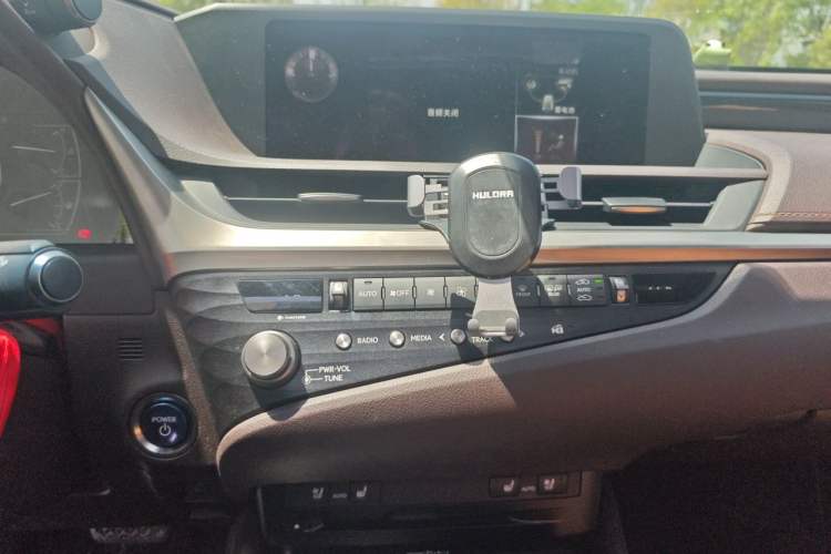 Used Lexus ES 2020 300h Smart Hybrid Special Limited Edition