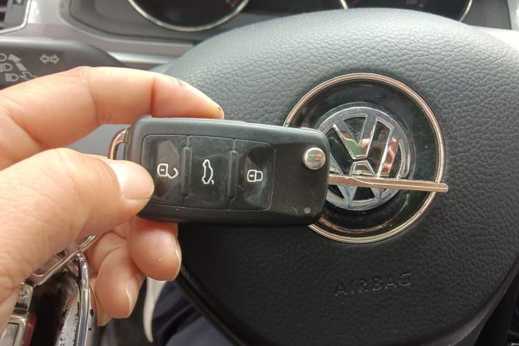 Used Volkswagen Bora 2017 1.6L Automatic Fashion Model
