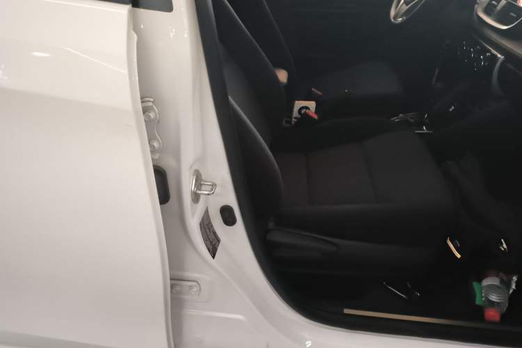 Used Toyota YARiS L Zhi Xuan 2019 1.5E CVT Dynamic Edition China VI compliant
