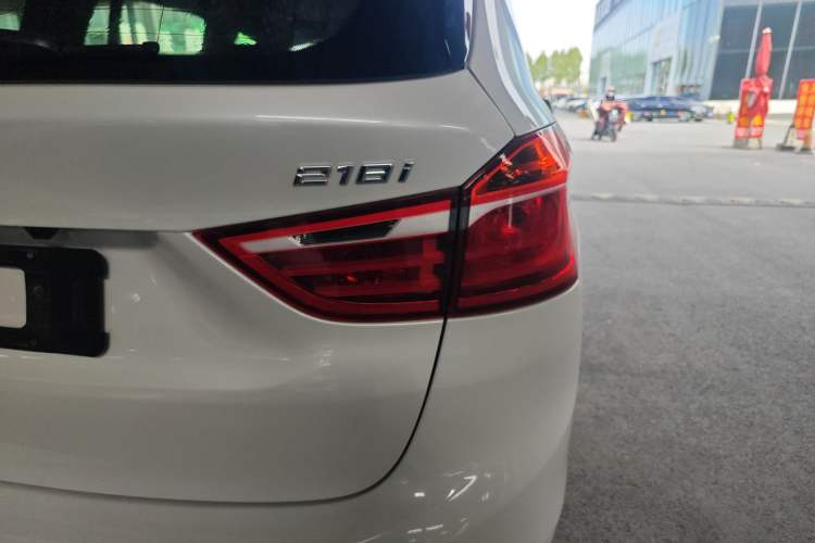 Used BMW 2 Series Active Tourer 2015 218i Leading Model Exterior 3